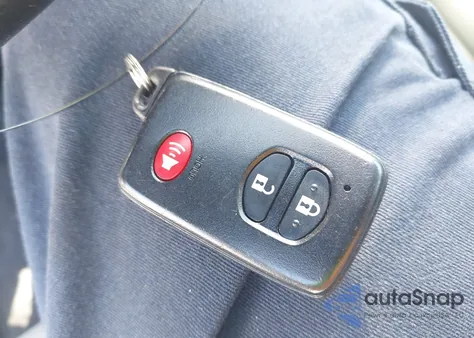 2012 Toyota Prius Four из США, поврежденный, VIN JTDKN3DUXC5489197